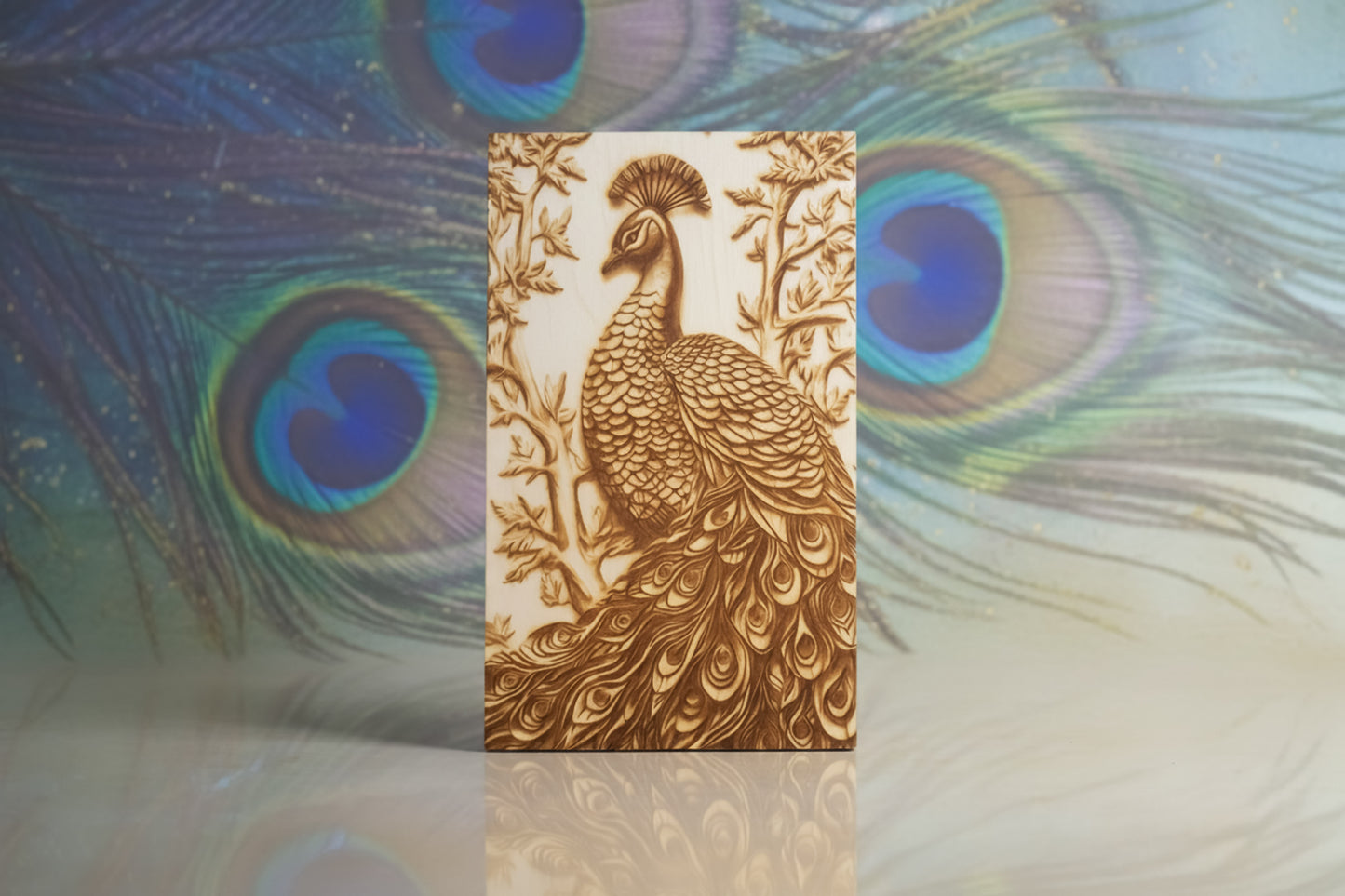 Peacock, Tall 3D Illusion